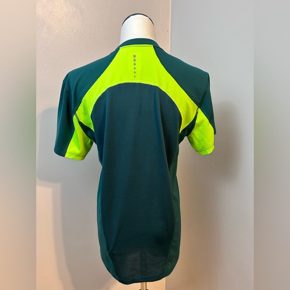 The North Face Flash Dry Green Crew Neck Shirt Size Small - Picture 2 of 3